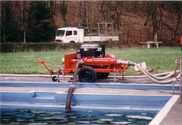 Anhänger "Schmutzwasserpumpe"