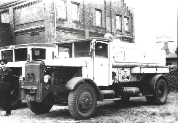 Wassertankwagen (1950er Jahre)